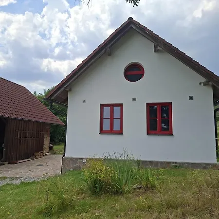 Apalucha 7 Villa Zabrdi