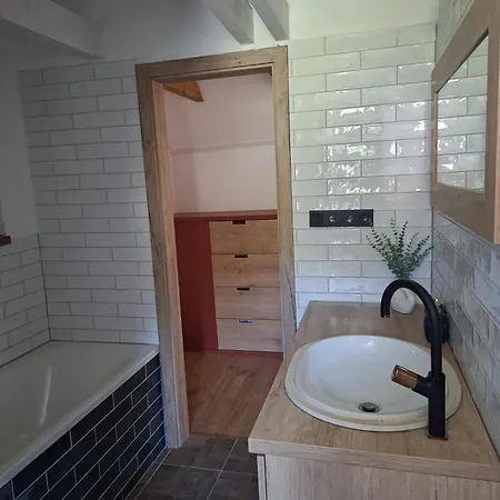 Villa Apalucha 7 *